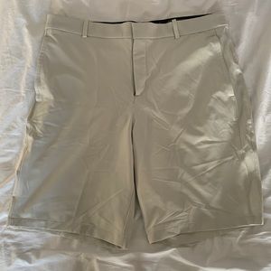 Nike Mens golf shorts, white, size 34